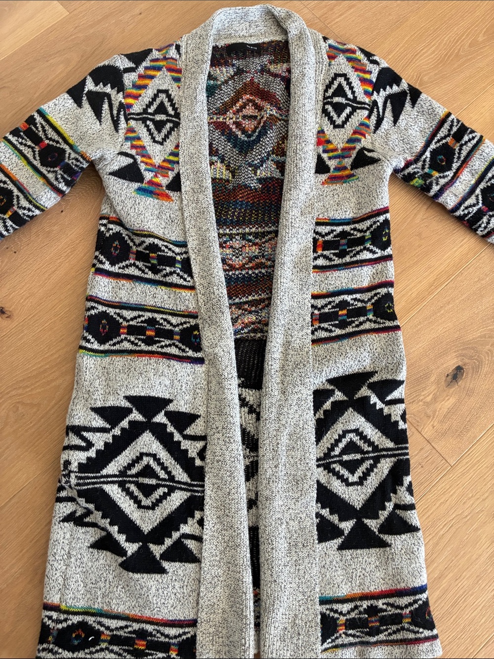 On Blue Southwestern Duster Cardigan Multicolored size L-fits like a Medium